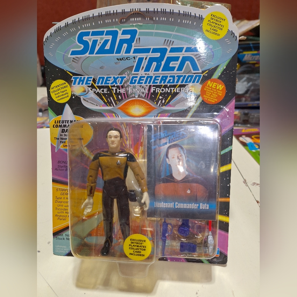 New 1992 STAR TREK Next Generation COMMANDER DATA Action Figure Playmates